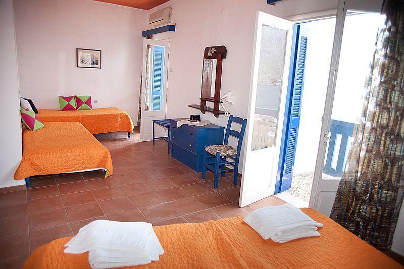 Themis Hotel Myrties Rum bild